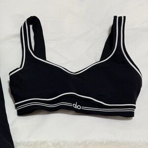 aritzia heart throb brs